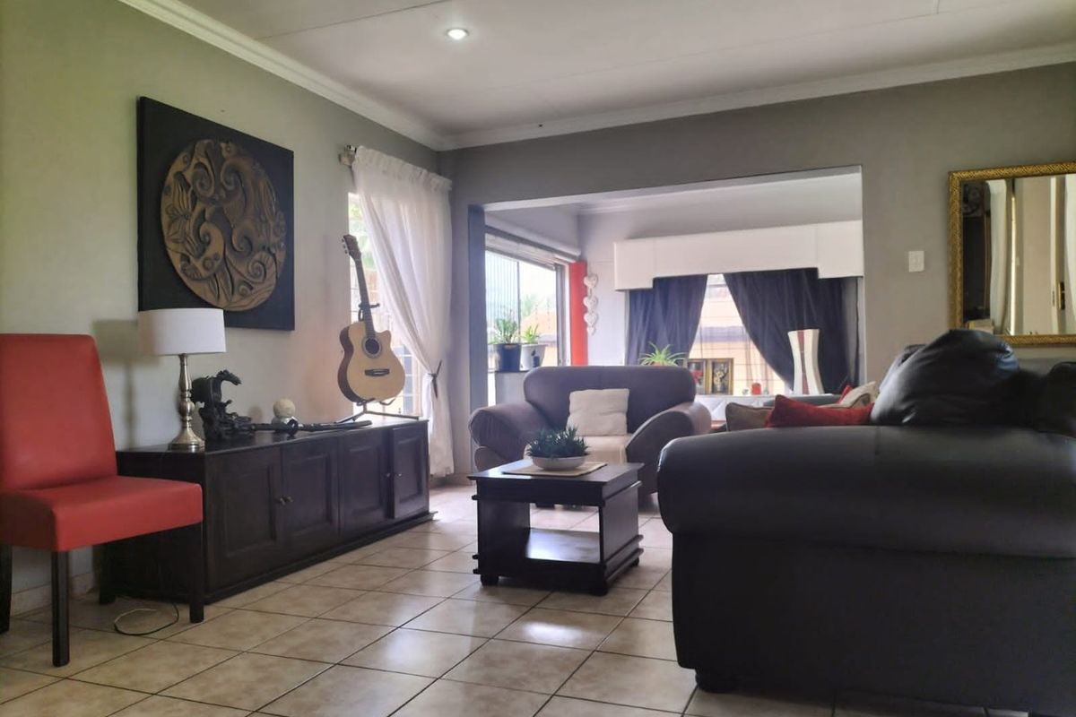 Stunning 3 bedroom home in Vaal Park, Orkney - Photo 5