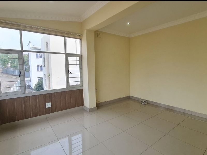 Charming apartment in Morningside - Photo 8