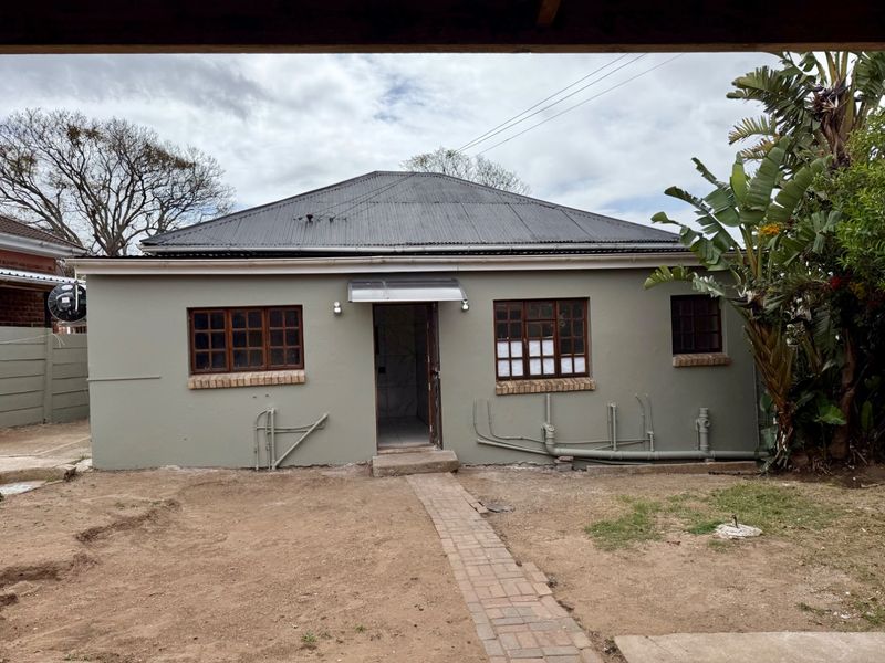 Newly renovated freestanding family home with character. - Photo 8