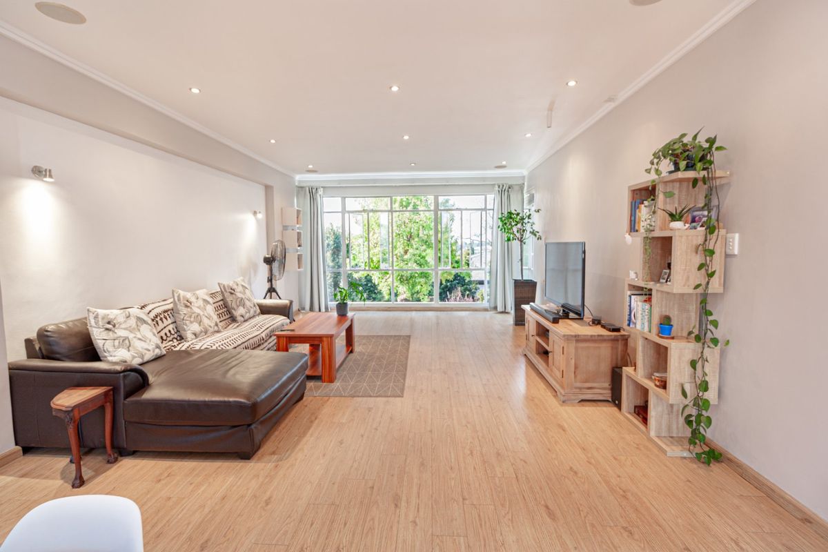 Safe, Beautiful, Large Family Apartment and Lifestyle  - Photo 3