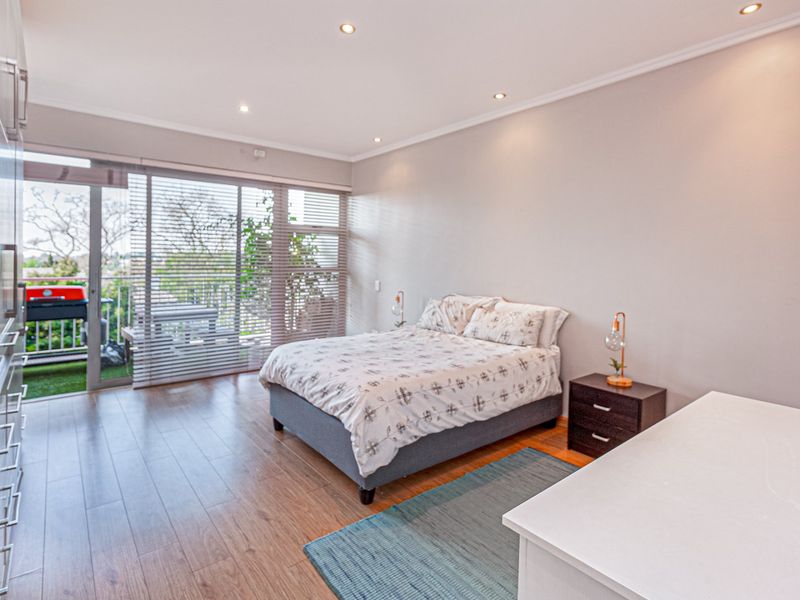 Safe, Beautiful, Large Family Apartment and Lifestyle  - Photo 9