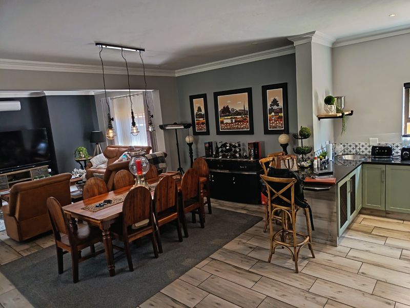 Modern 3-Bedroom Home in Secure Estate in Highveld - R3 400 000 - Photo 3