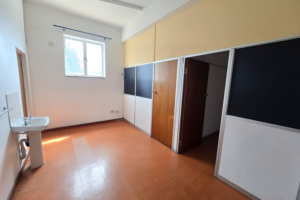 North Coast Office To Let – Perfect for Professional Practices - Photo 3