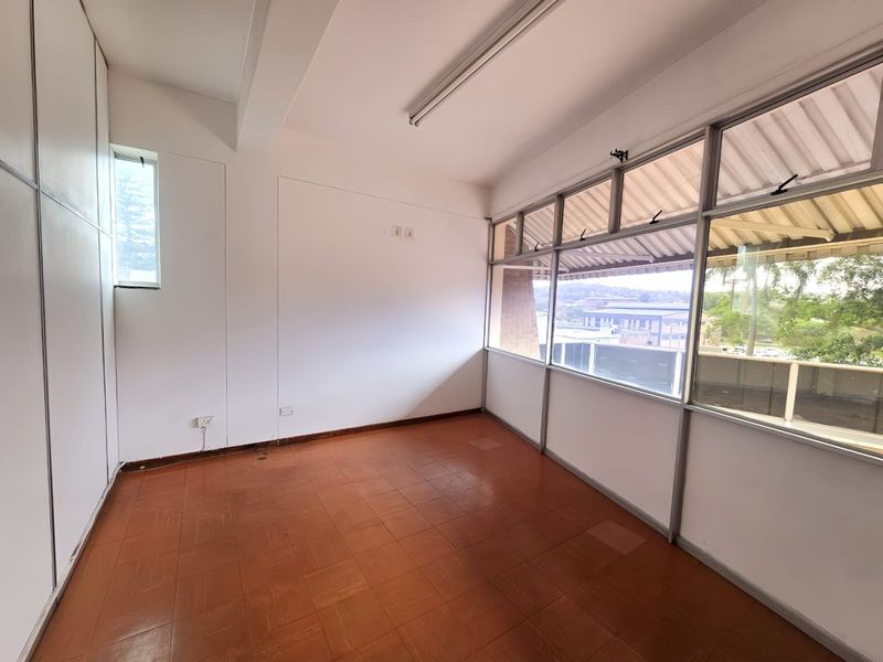 North Coast Office To Let – Perfect for Professional Practices - Photo 4