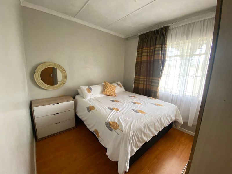 Nu 17 —Don’t Miss Out — Big Space, Brilliant Price!” - Photo 9