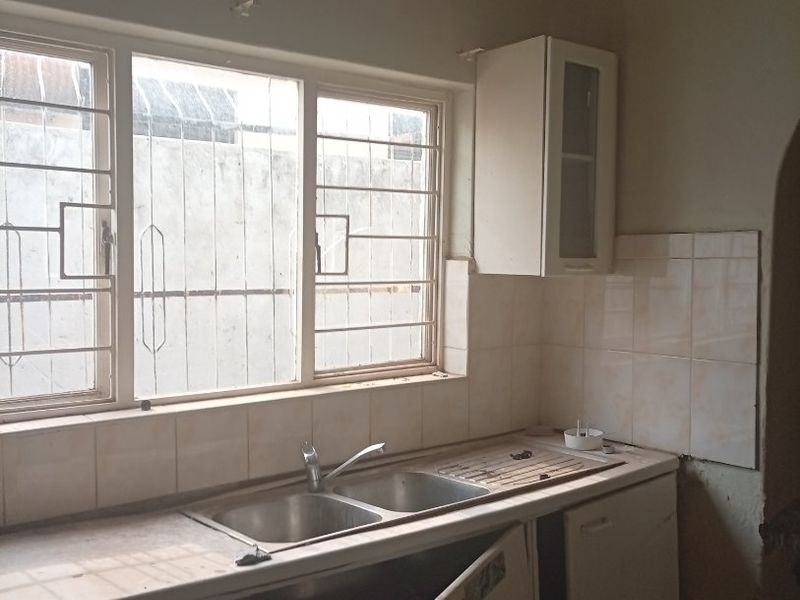 House For sale/lnvestment property  - Photo 6