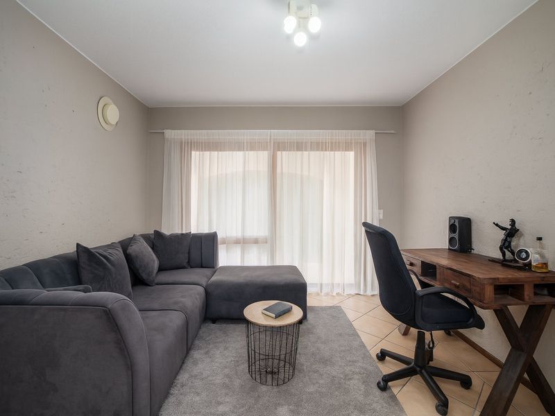 Perfect for Investors or First-Time Buyers - Photo 4