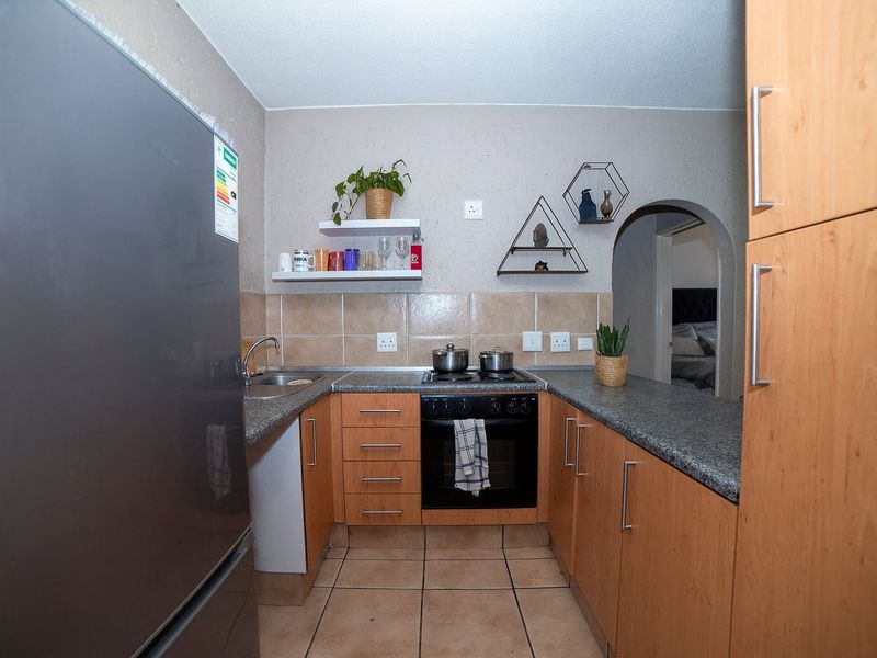 Perfect for Investors or First-Time Buyers - Photo 6