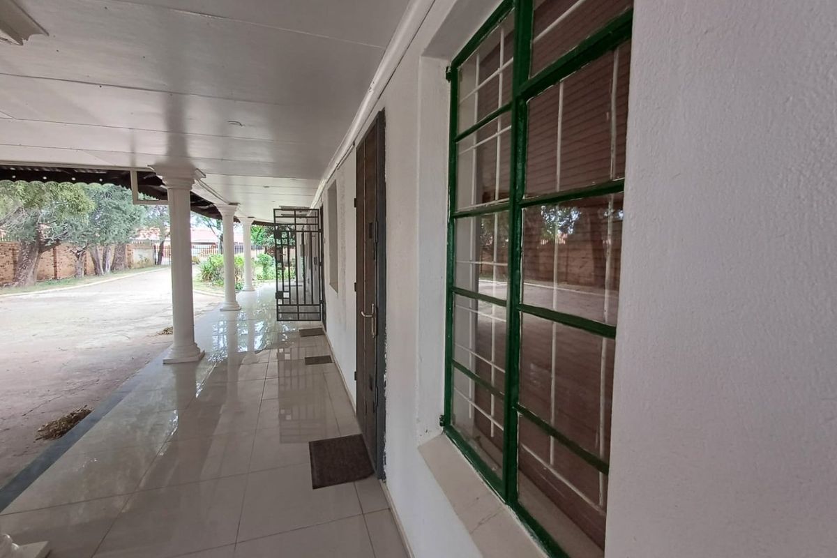 Spacious 4-Bedroom Family Home for Sale in Wolmaransstad - Photo 5