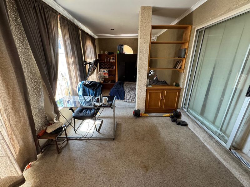 Spacious Family Home with Modern Comforts - Photo 5