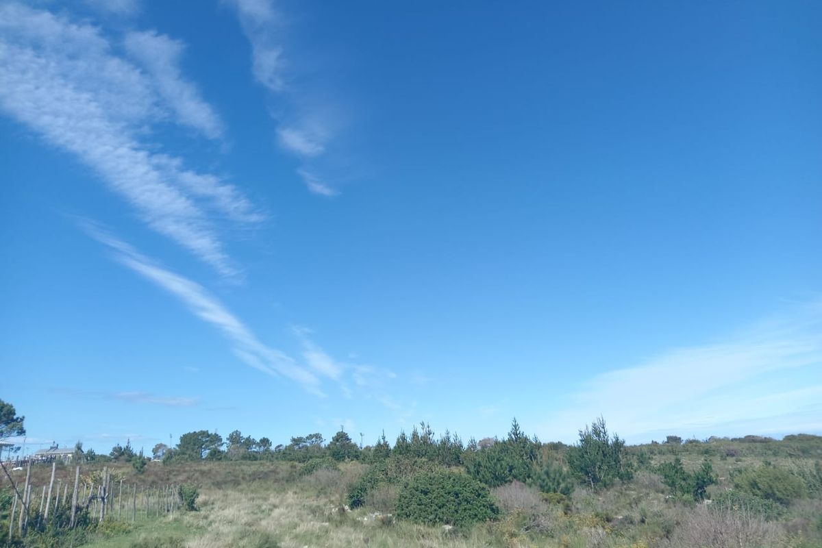 Vacant land  for sale with endless sea views - Photo 4