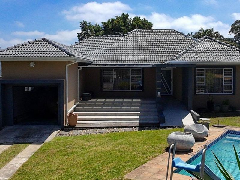 PPRA Registered: Abbotsford Gem: 4-Bed Home + 3-Bed Flat & Bachelor Unit! - Photo 2