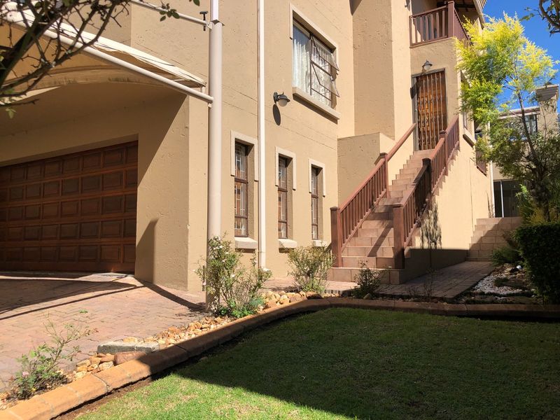 3 BEDROOM 2 BATHROOM  TOWN HOUSE FOR SALE IN KUBALI RIVER ESTATE - Photo 3