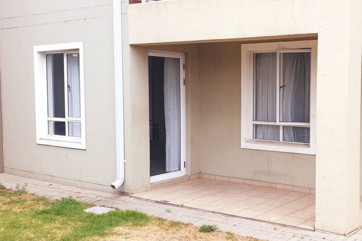 1 Bedroom Flat For Sale In Riverspray Lifestyle Estate. - Photo 4