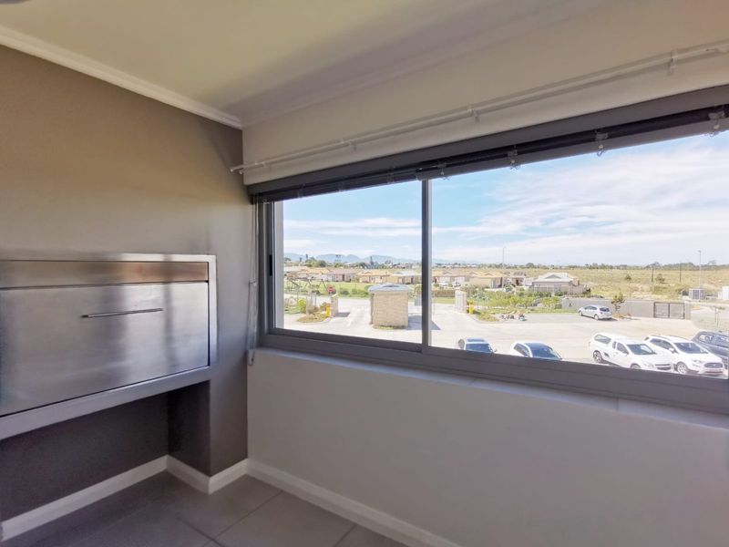 Functional, Modern, Exceptional – Kloofsig Estate’s 2-Bedroom Apartment - Photo 5