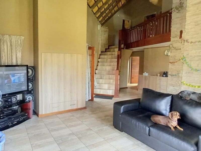 Modern Comfort Meets Country Charm  - Photo 8