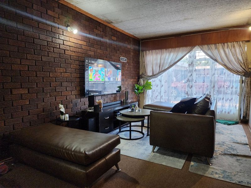 3 Bedroom apartment for sale in La Hoff - Photo 2