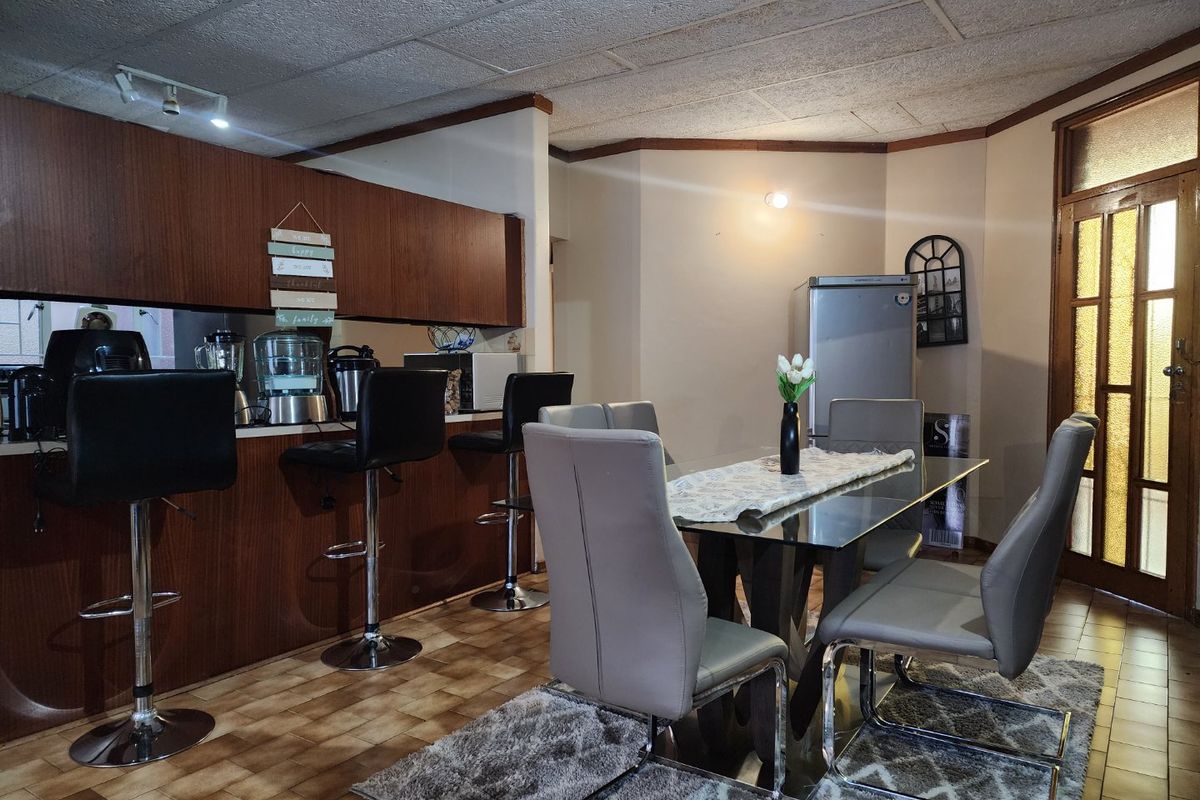 3 Bedroom apartment for sale in La Hoff - Photo 5