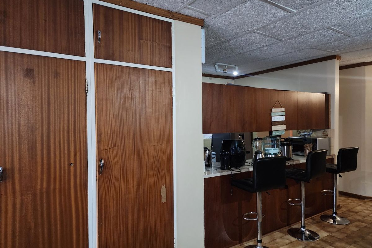 3 Bedroom apartment for sale in La Hoff - Photo 3