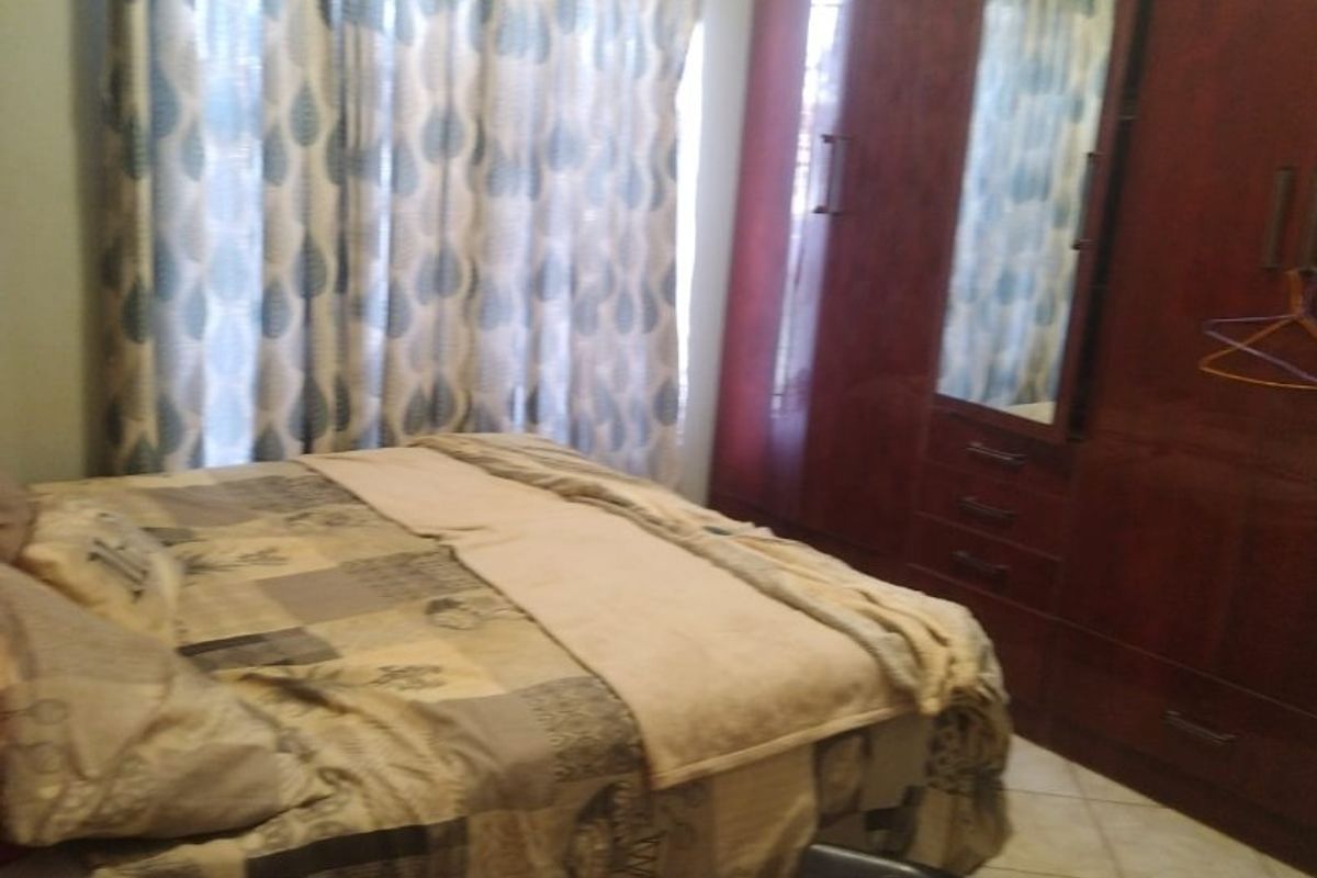 Lovely 3 bedroom property in Orchards Akasia  - Photo 5