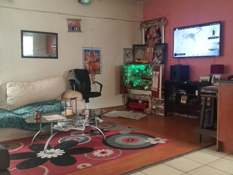 2 bedroom townhouse for Sale in Greenstone Hill - Photo 5