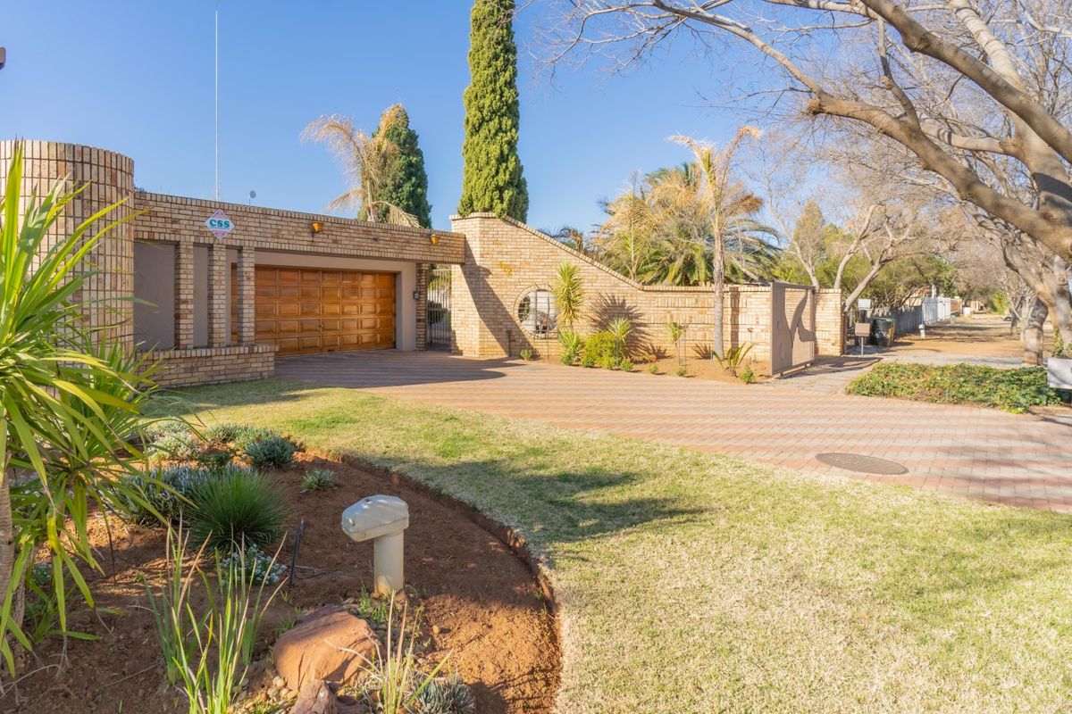 3 Bedroom House with flatlet for Sale in Flimieda - Photo 2