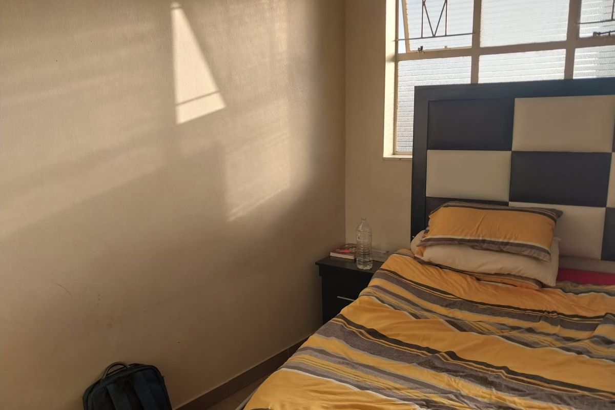 Three bedroom flat/apartment for sale in Hatfield - Photo 5