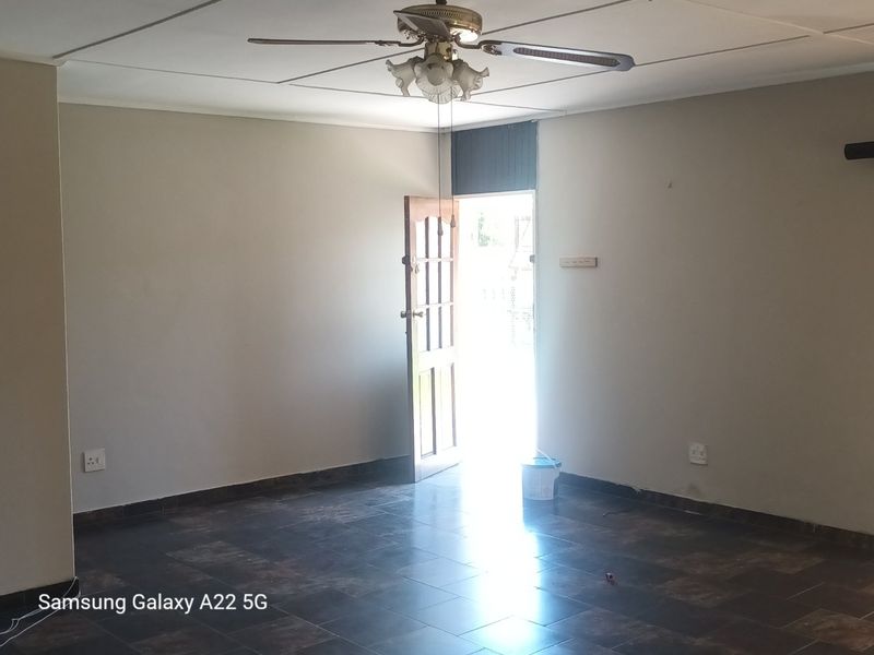 FUN LOVING HOME FOR SALE - Photo 7