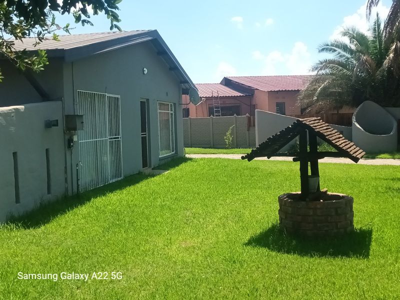 FUN LOVING HOME FOR SALE - Photo 2