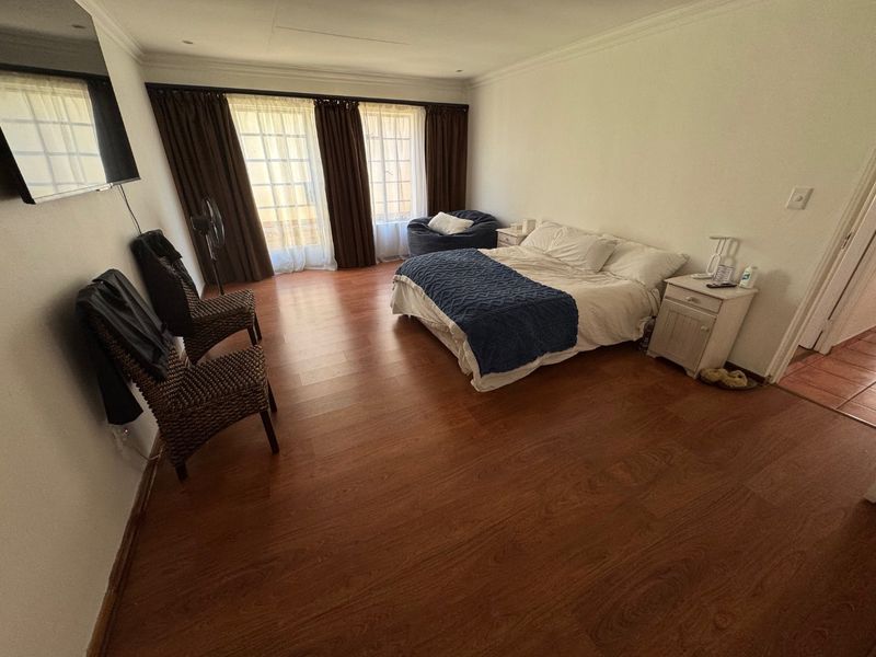 Modern Single-Storey Townhouse - Photo 7