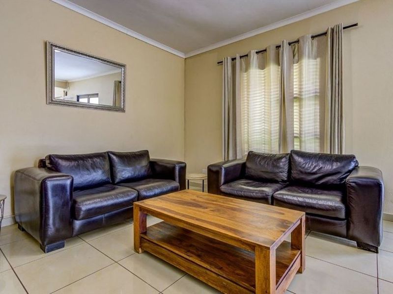 Spacious Family Home with Additional Living Spaces - Photo 2