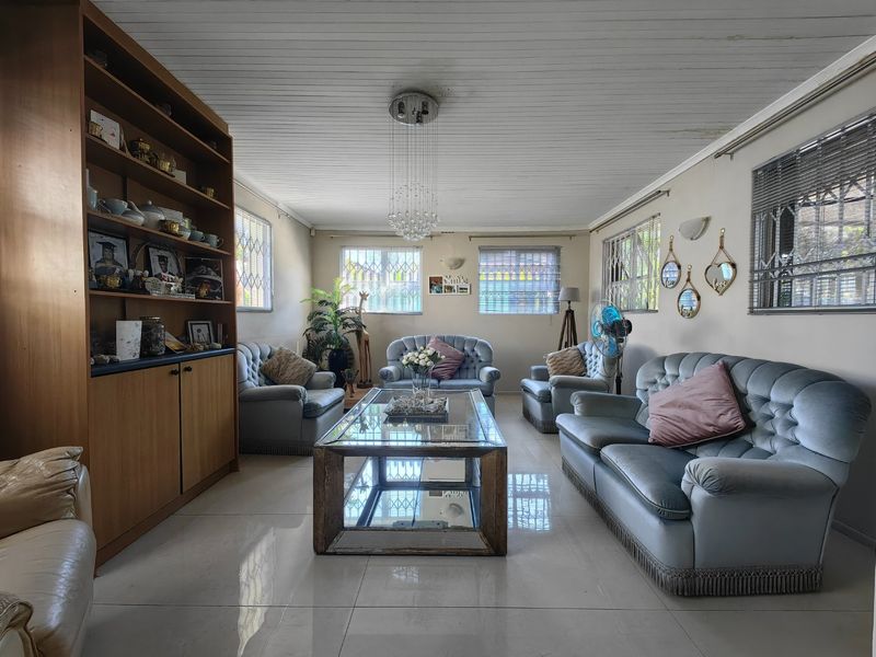 Location, Location , Location!!! - Photo 3