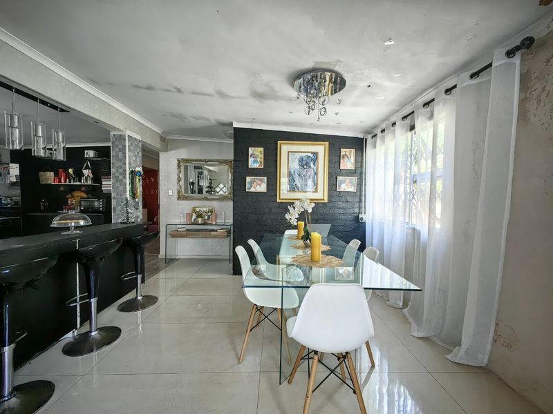 Location, Location , Location!!! - Photo 5