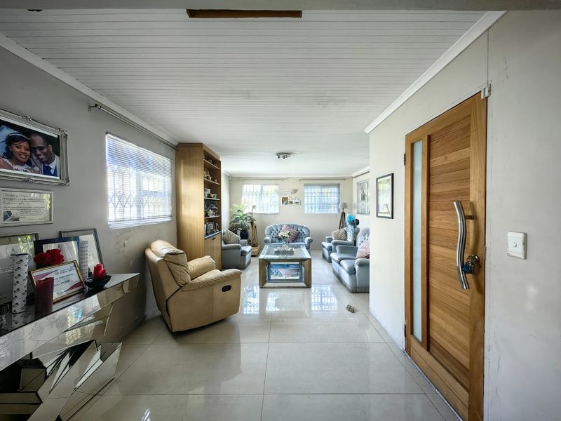 Location, Location , Location!!! - Photo 4