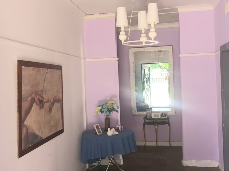 LOOKING FOR HOME FOR THE BIG FAMILY ...LOVING ENTERTAINMENT -- MODERN HOME --ESPECIALLY FOR YOU! - Photo 8