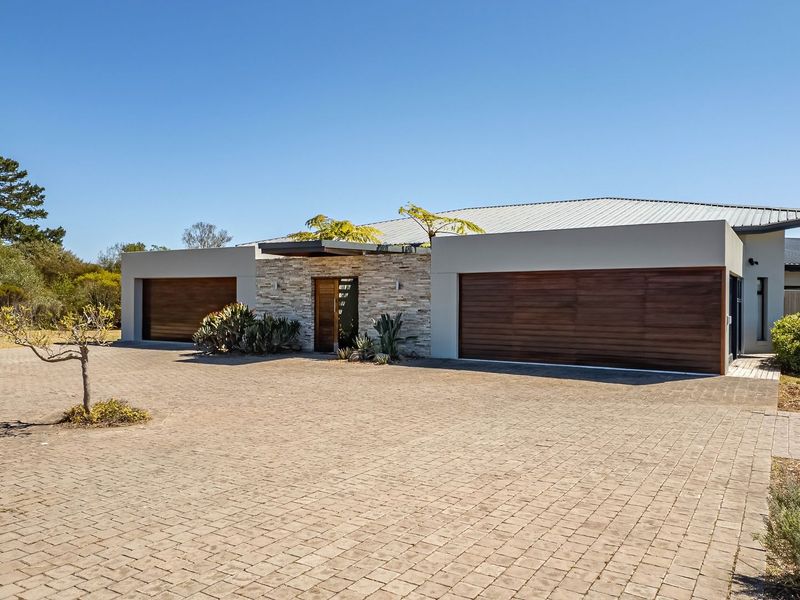 Wilderness Rural – 8.7ha Fynbos Retreat with Exceptional Home & Views - Photo 6