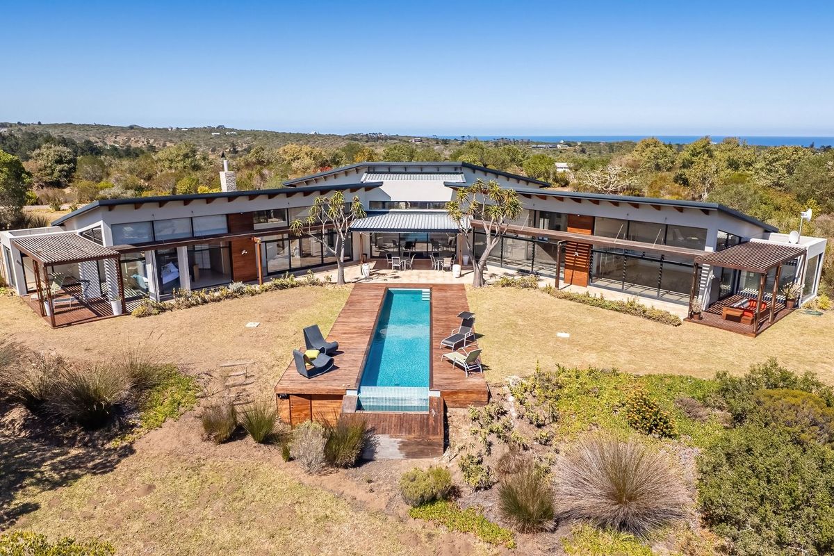 Wilderness Rural – 8.7ha Fynbos Retreat with Exceptional Home & Views - Photo 2