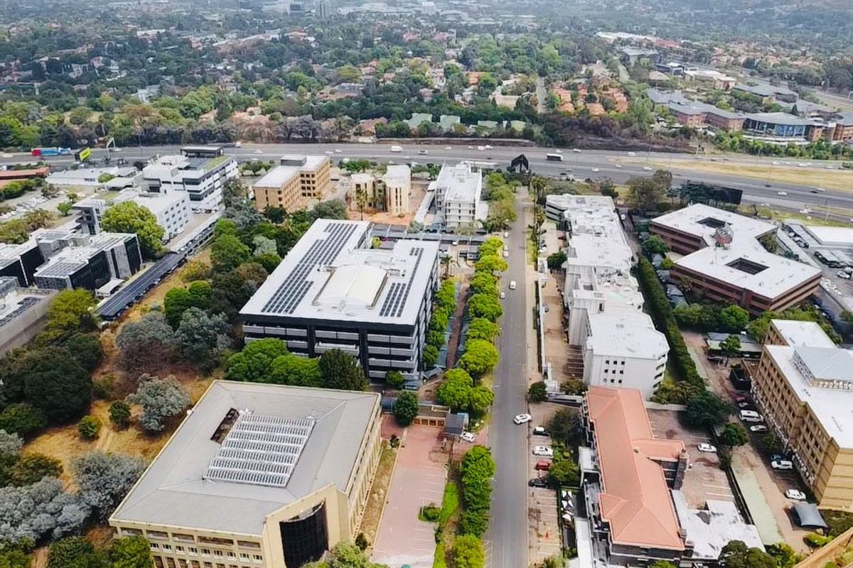 Redevelopment Opportunity – Prime Building for Sale in Bedfordview, Johannesburg - Photo 5