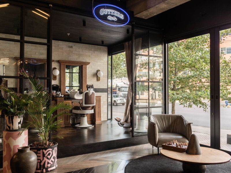 Studio Apartment to Rent in Sought After Building in Maboneng Precinct - Photo 4