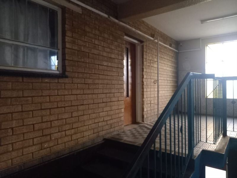 Perfect Starter Home or Investment Opportunity - Photo 3