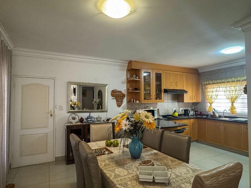 Alone standing townhouse - Photo 6