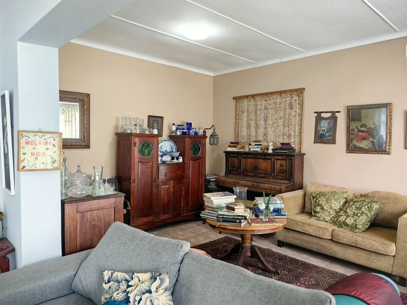 Charming 3-Bedroom Vintage Home for Sale in Riverside, Klein Brak River - Photo 5