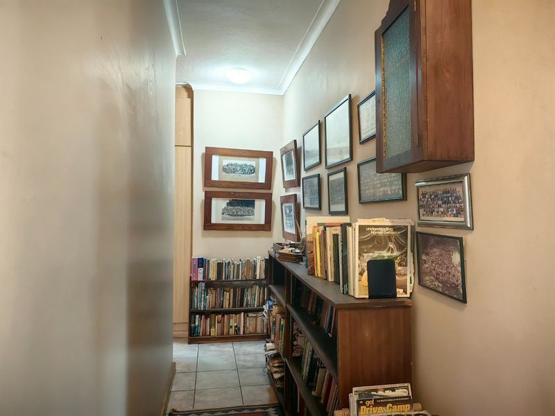 Charming 3-Bedroom Vintage Home for Sale in Riverside, Klein Brak River - Photo 9