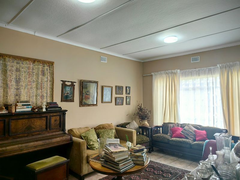 Charming 3-Bedroom Vintage Home for Sale in Riverside, Klein Brak River - Photo 7