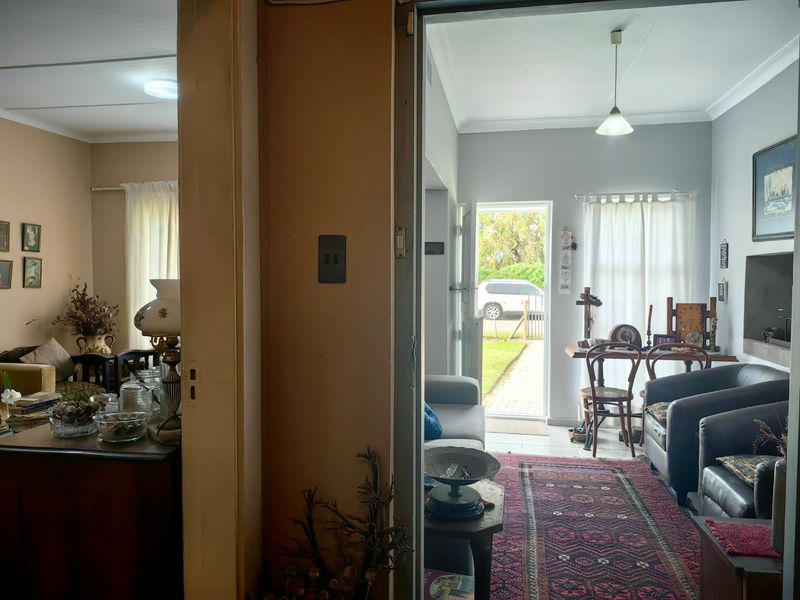 Charming 3-Bedroom Vintage Home for Sale in Riverside, Klein Brak River - Photo 6