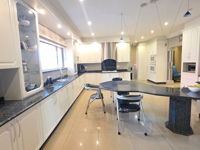 Exquisite Family Home for Sale in Erasmia - Photo 9