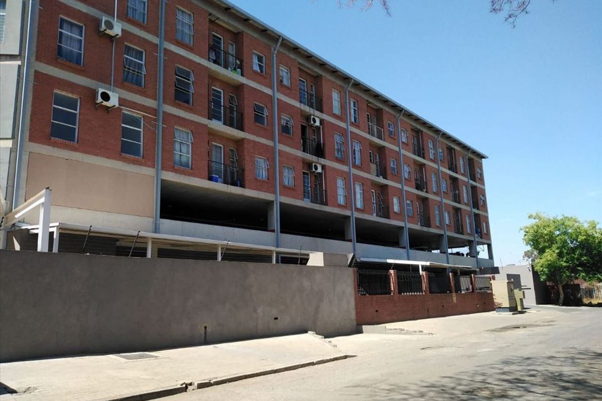 Charming and Affordable Home – Ideal for Starters or Downsizers - Photo 3