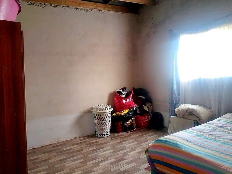 2 Bed House in Mbekweni, East London Rural for Sale - Photo 7