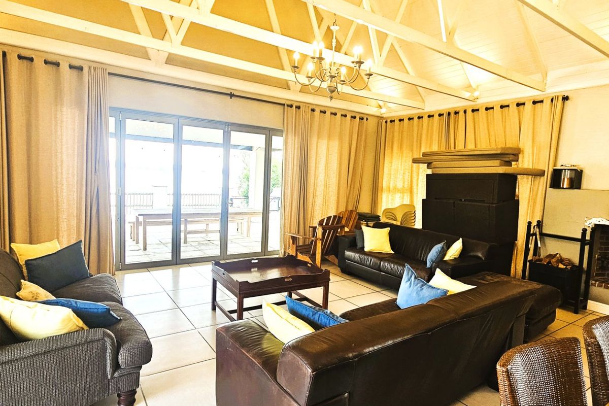 Affordable 4 bedroom Holiday Paradise at the Vaal Dam - Photo 5