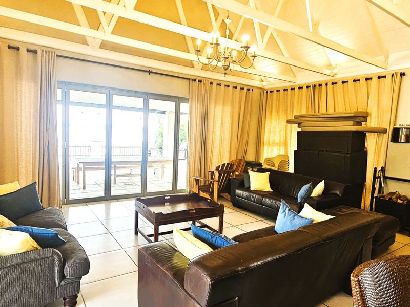 Affordable 4 bedroom Holiday Paradise at the Vaal Dam - Photo 5